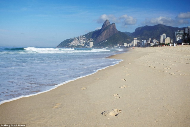 Bãi biển ở Rio de Janeiro