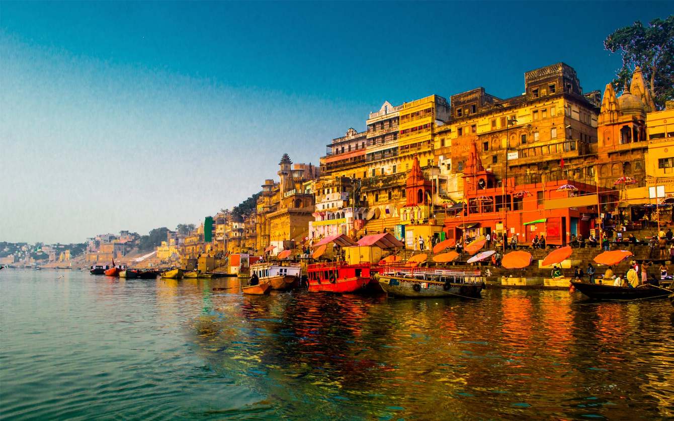 Varanasi lộng lẫy trên sông Hằng